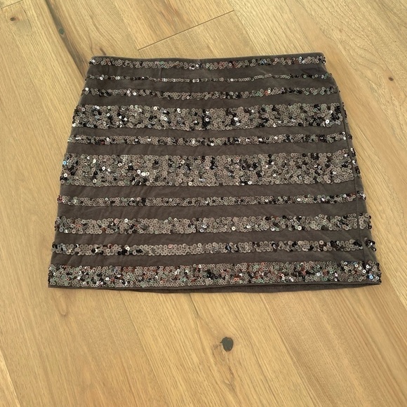 Express Womens Sequin Mini Skirt Size Medium - Picture 3 of 6